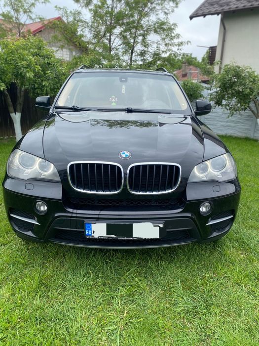Vând BMW X5 3.0d X-DRIVE