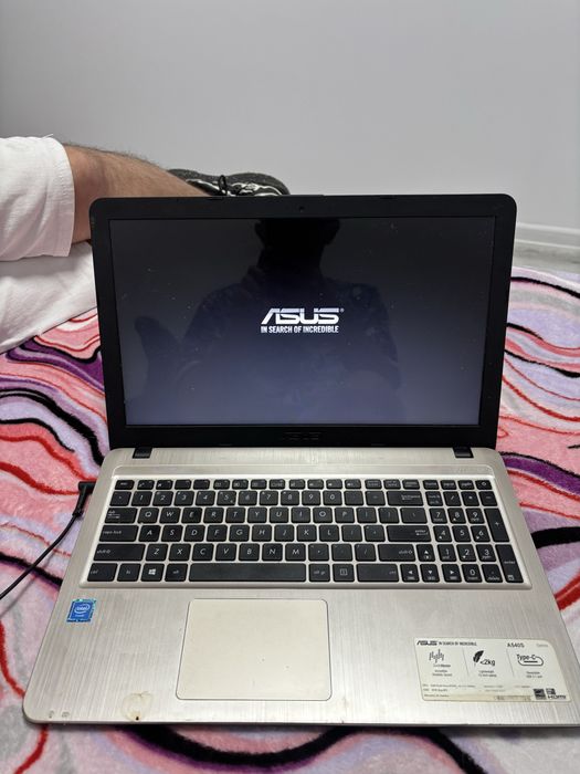 Laptop ASUS 2016
