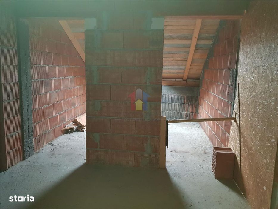 Vila P+M 2023, LA ROSU, ZONA Cazasu