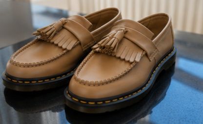 Dr. Martens Adrian YS Tassel Loafers EU43 | Saddle Tan | Model Rar
