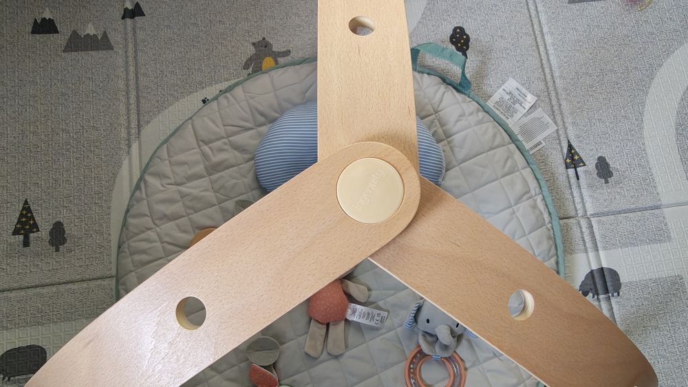 Активна гимнастика Ingenuity Cozy Spot с дървена арка