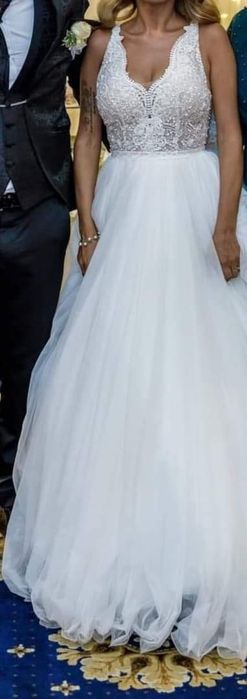 Vând rochie de mireasă