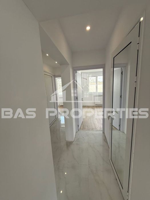 Продава се Тристаен апартамент в София, Красна поляна 3 - 61 кв.м за 1489 €/кв.м - Снимка #12