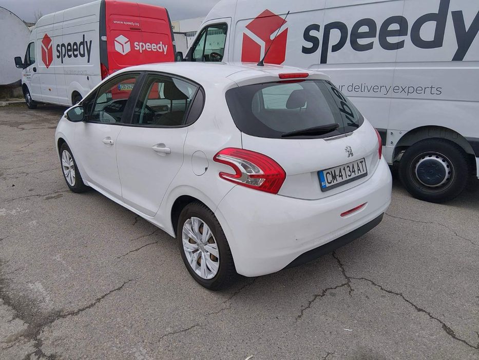 Пежо 208-2014 година дизел