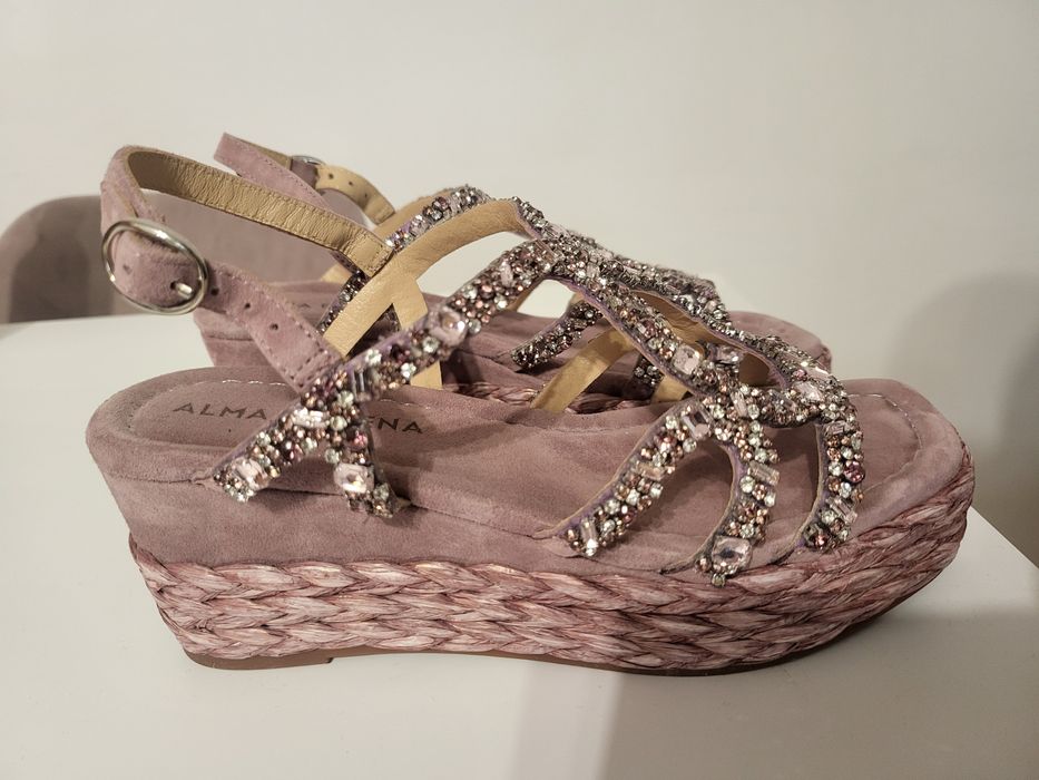 Sandale piele intoarsa Alma en Pena, roz pudra, cu pietre, marimea 35