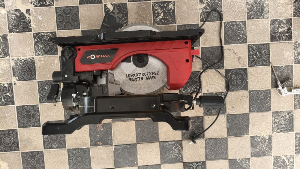 Torsovka Professional burchakli arra Biyoti BYT-MS255-3 (/yangi Holat