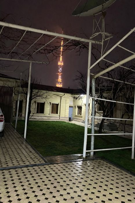 Продаётся дом Бадамзар на Юнусабадском районе