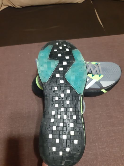 Чисто Нови маратонки Адидас