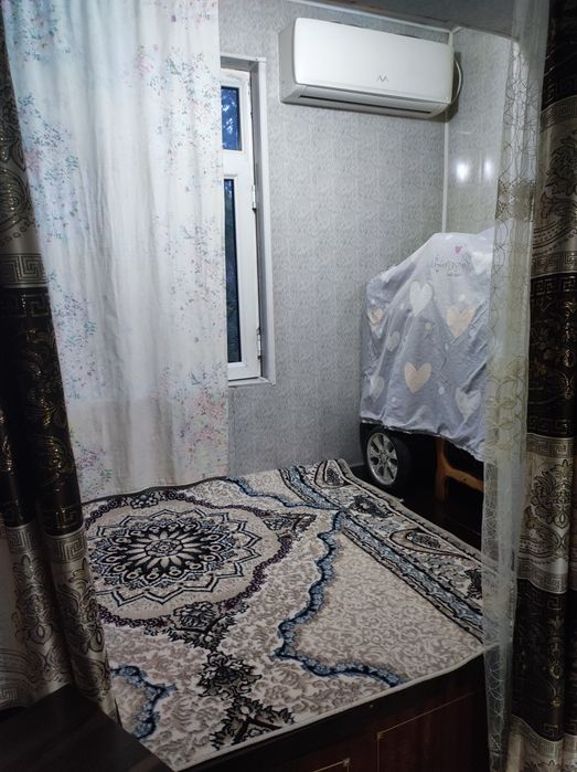 Продается 1 комнатная квартира в центре города Навой