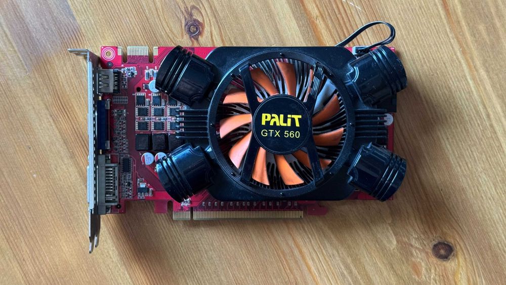 Видеокарта Palit GTX 560 1GB VRAM