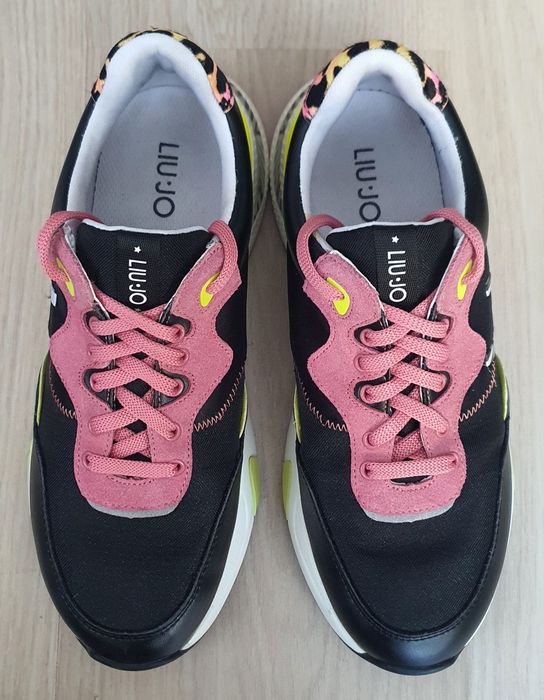 Оригинални, дамски, спортни обувки Liu jo, N: 39, отговарят на 40