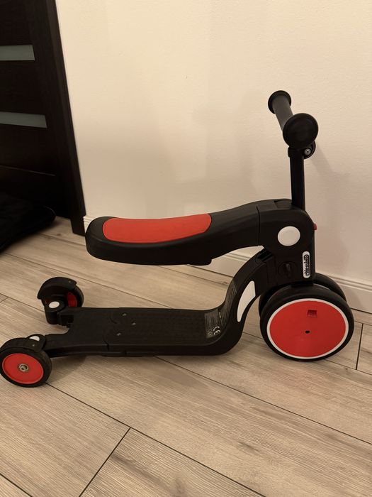 Bicicleta, tricicleta si trotineta Chipolino All Ride 4 in 1