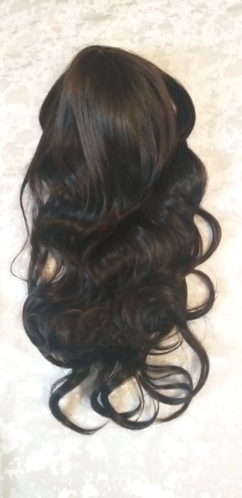 Парик новый средней длины