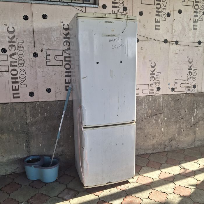 Продам холодильник