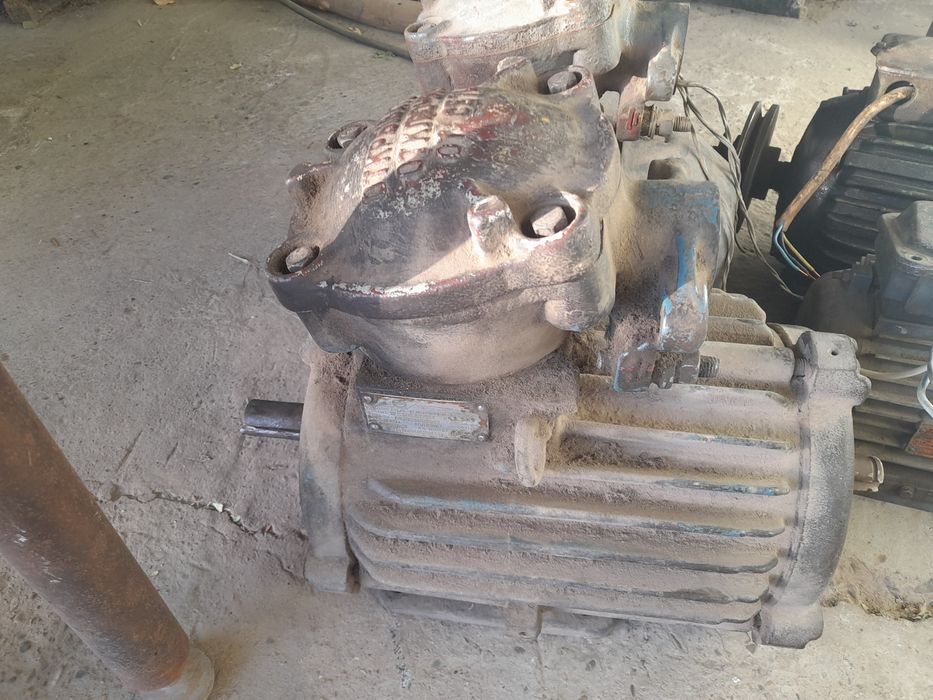 Электродвигатель Электромотор