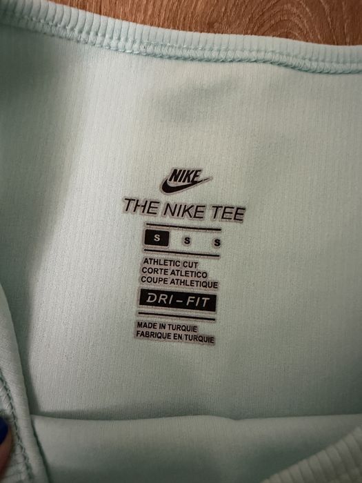Спортно бюстие  Nike
