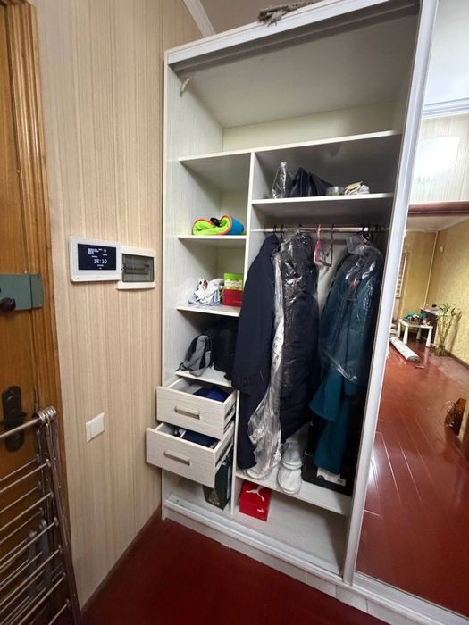 Шкаф Купе в Новом состоянии.