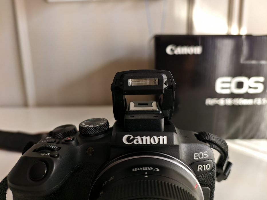 Canon R10 Kit RF-S 18-45