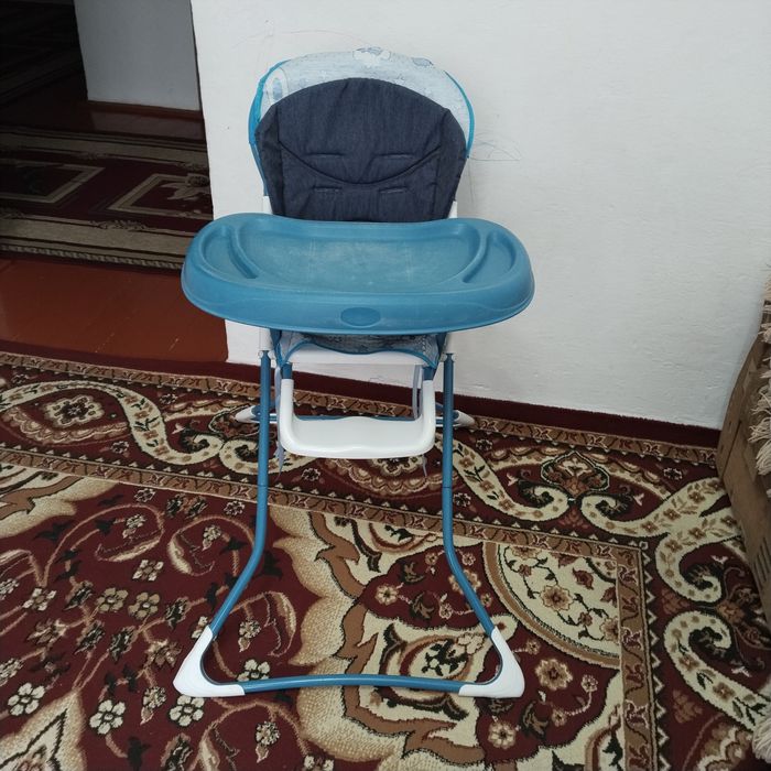 Стул для кормления