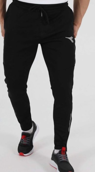 Тренировъчно долнище Диадора