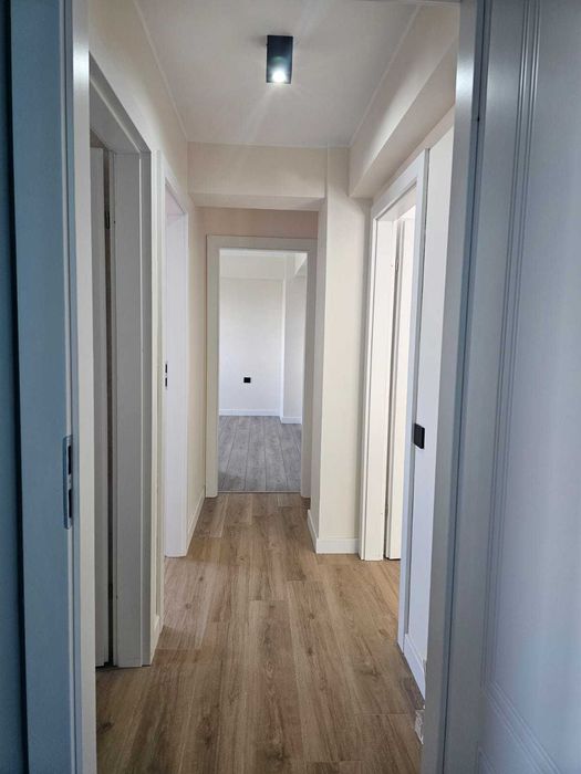 De vânzare Apartament 4 camere,bloc nou!