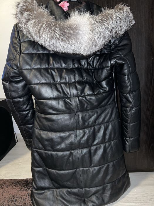Geaca lunga din piele cu blana