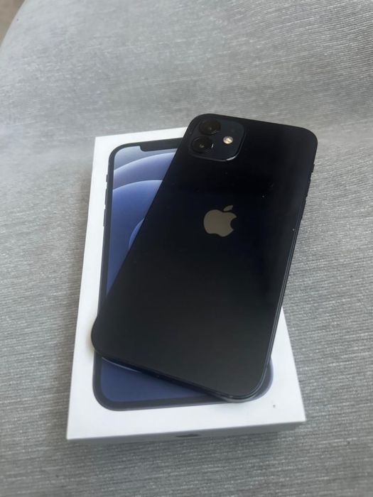 Iphone 12 в хорошем состояний