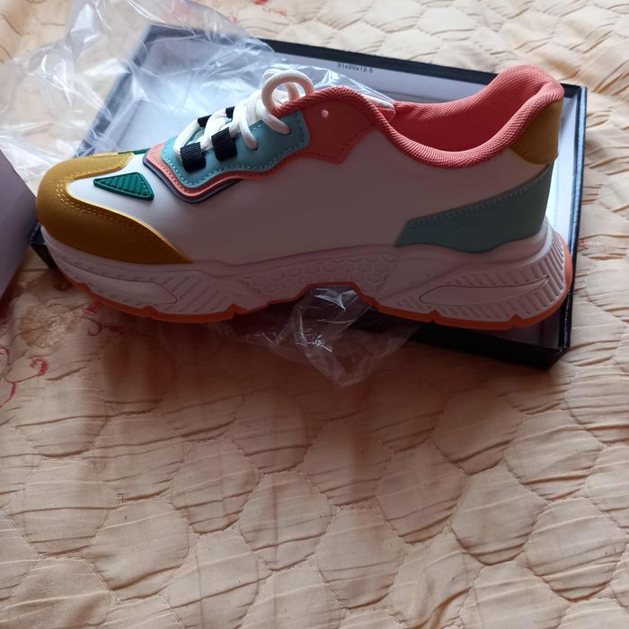 Продавам обувки