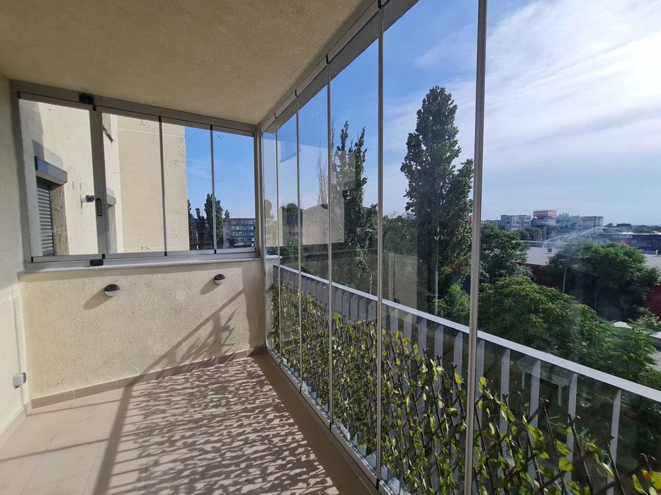Inchidere Balcone , Terasa , Pergole retractabila cu LED, Bioclimatic Rolling Roof retractabila cu lamela alum., Wintergarden  Acoperis fix din sticla