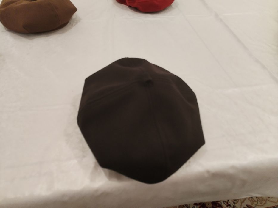 Продам беретка и на весну шуба