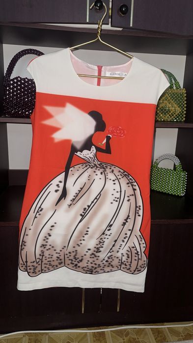 Платья все по 500 тг