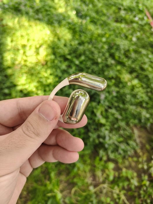 NOI Casti bluetooth open ear cu difuzoare 14.2 mm, autonomie 50 ore, culoare bej