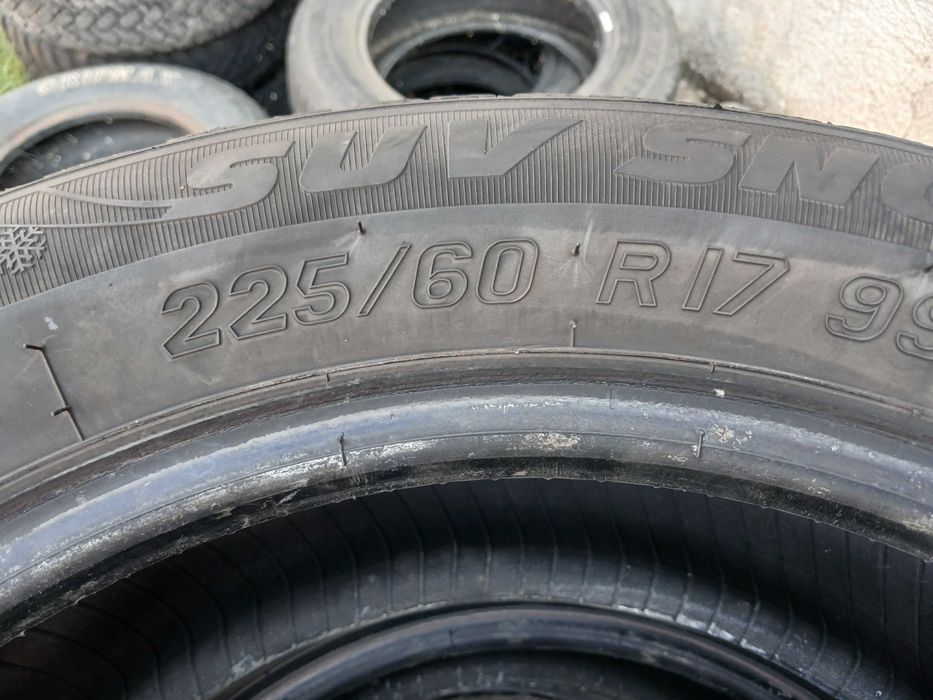 Гуми 225/60/17