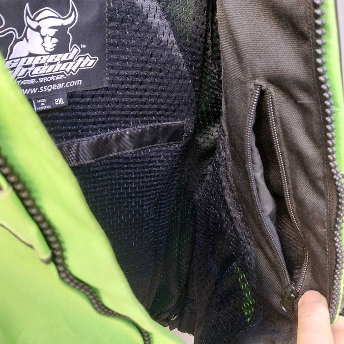 НАЙ ДОБРАТА ОФЕРТА Мъжко рокерско яке с протектори 2XL