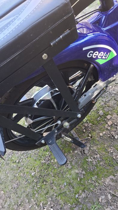 Vand scuter electric Geeli