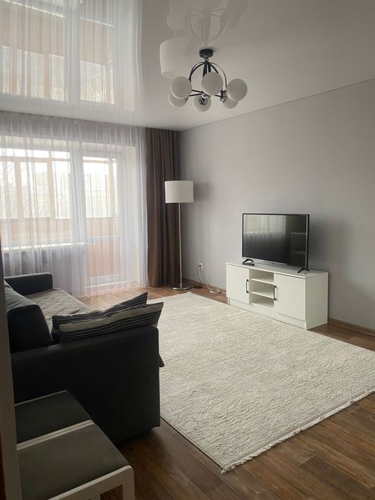 Продается 1 ком кв 2 школа