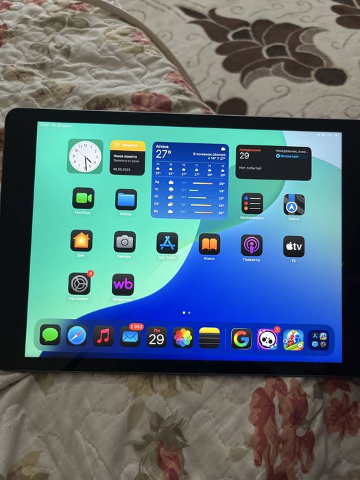 продаю ipad 9 64 гб тёмно серого цвета