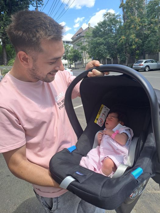 Vând Cărucior copii 3 în 1 Chicco  Best Friend