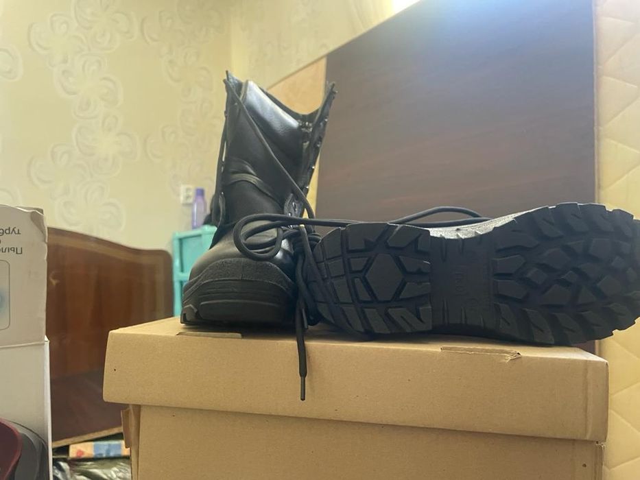 Берцы новые 39-40размер