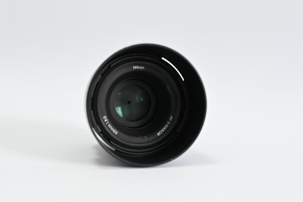 Nikon 50mm f/1. 8
