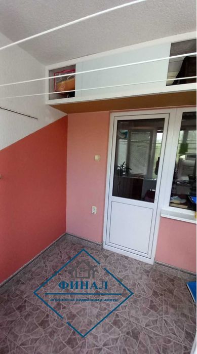 Продава се Тристаен апартамент в Шумен, Тракия - 84 кв.м за 1214 €/кв.м - Снимка #1