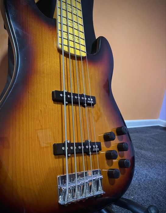 Mark Bass Сотилади Янги