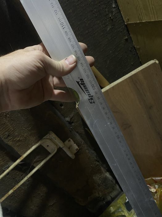 Правило стромтельное и уровень 200см