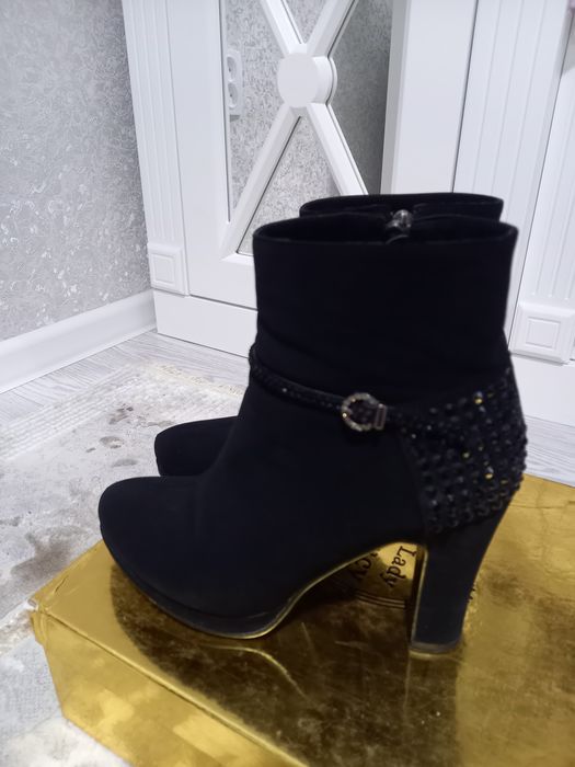 Сапожки на выход