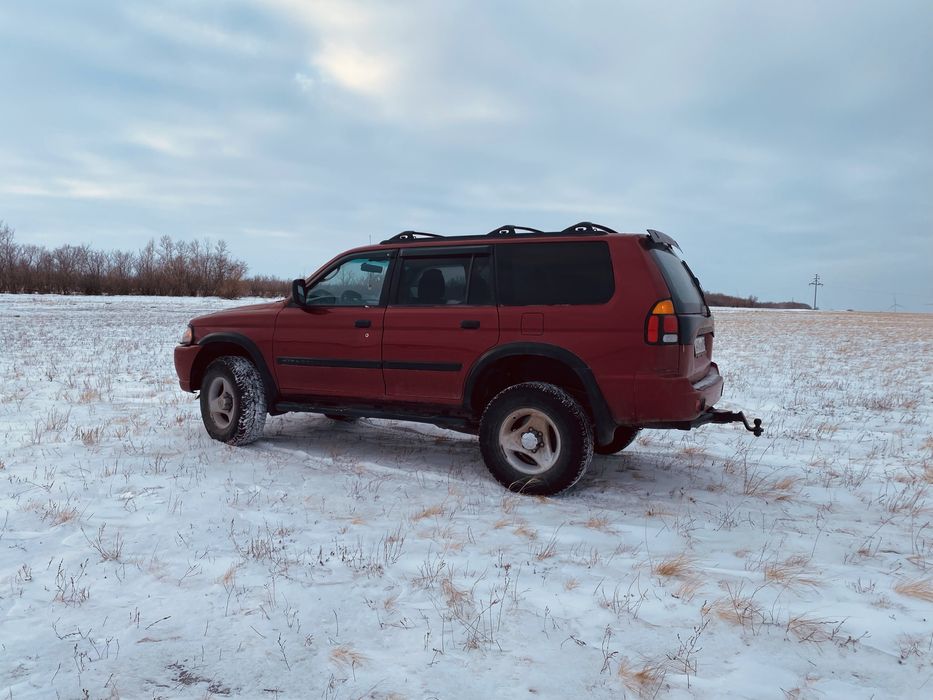 Mitsubishi Montero sport