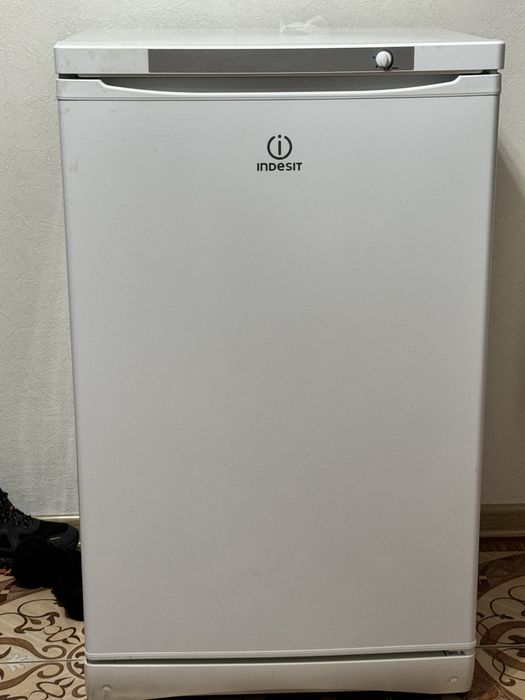 Морозильник indesit