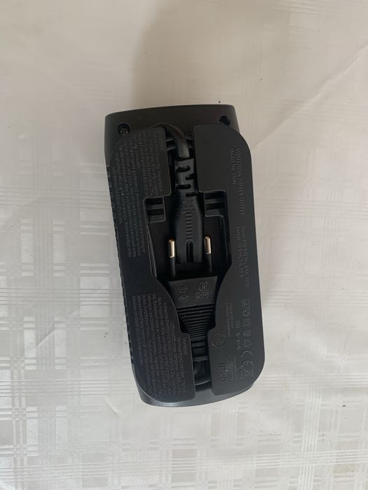 Alimentator 12v priza auto. Invertor priza auto 220v-12v