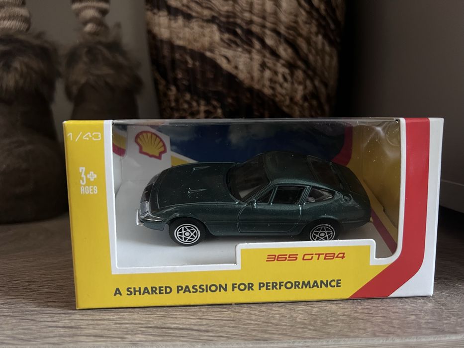 Колекционерски колички BMW и Ferrari – Shell Motorsport Collection