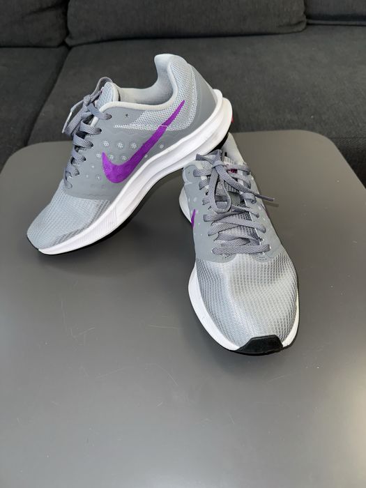 Дамски маратонки Nike Downshifter 7 – размер 37.5