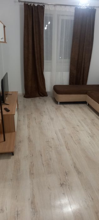 De inchiriat garsoniera 1500 lei